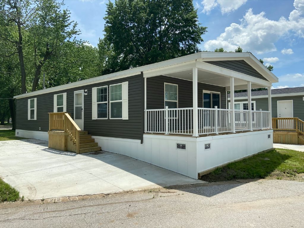 3731 S. Glenstone Ave., #212 Springfield, MO 65804