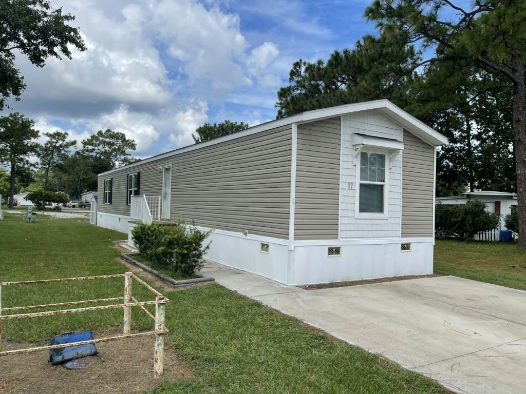10201 W Beaver St #17 Jacksonville, FL 32220