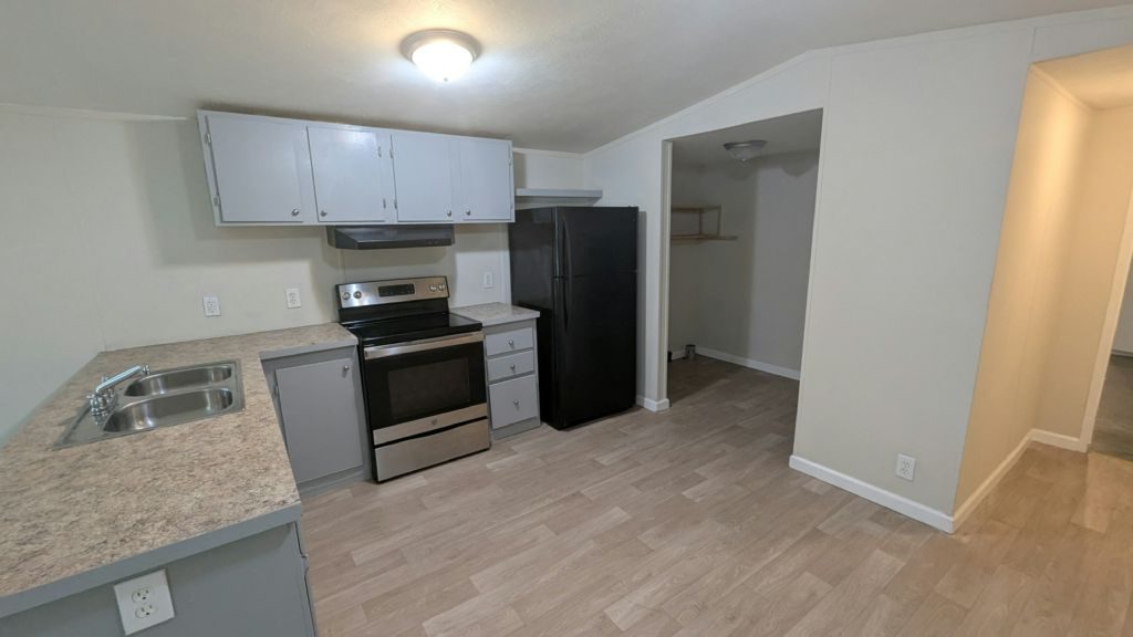 1630 Balkin Road #105 Tallahassee, FL 32305