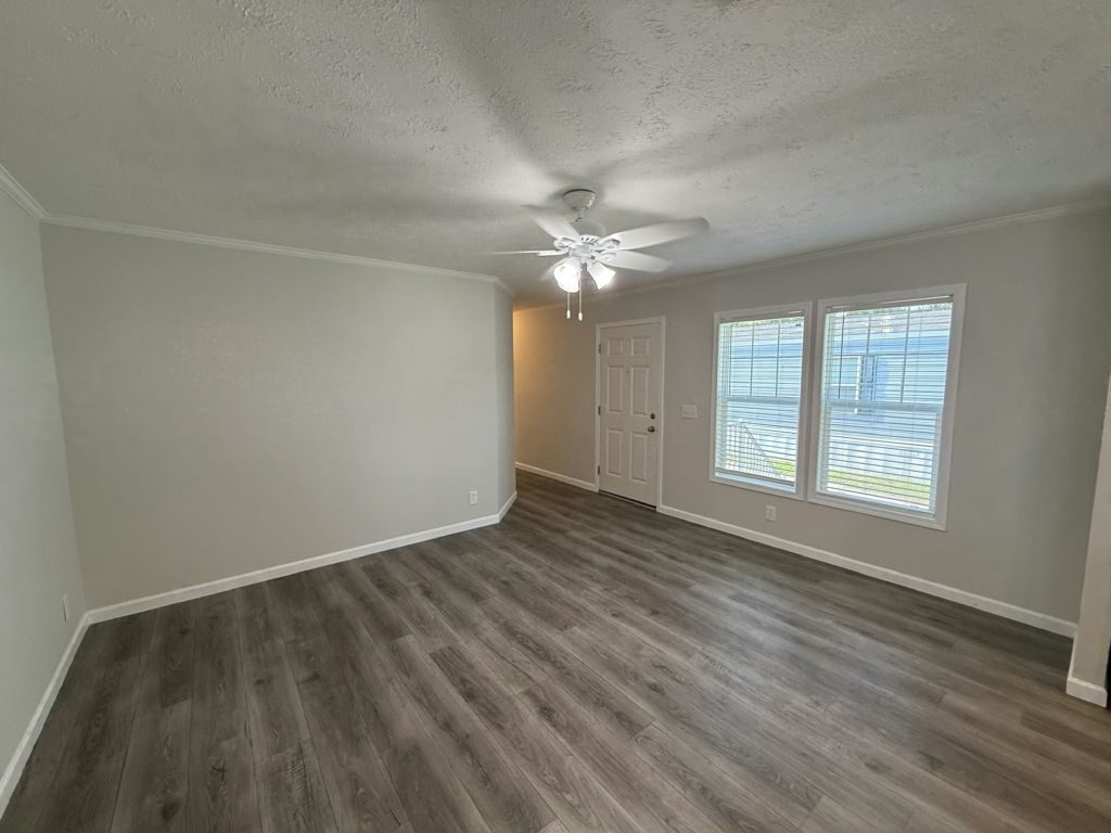 10201 W Beaver St #44 Jacksonville, FL 32220