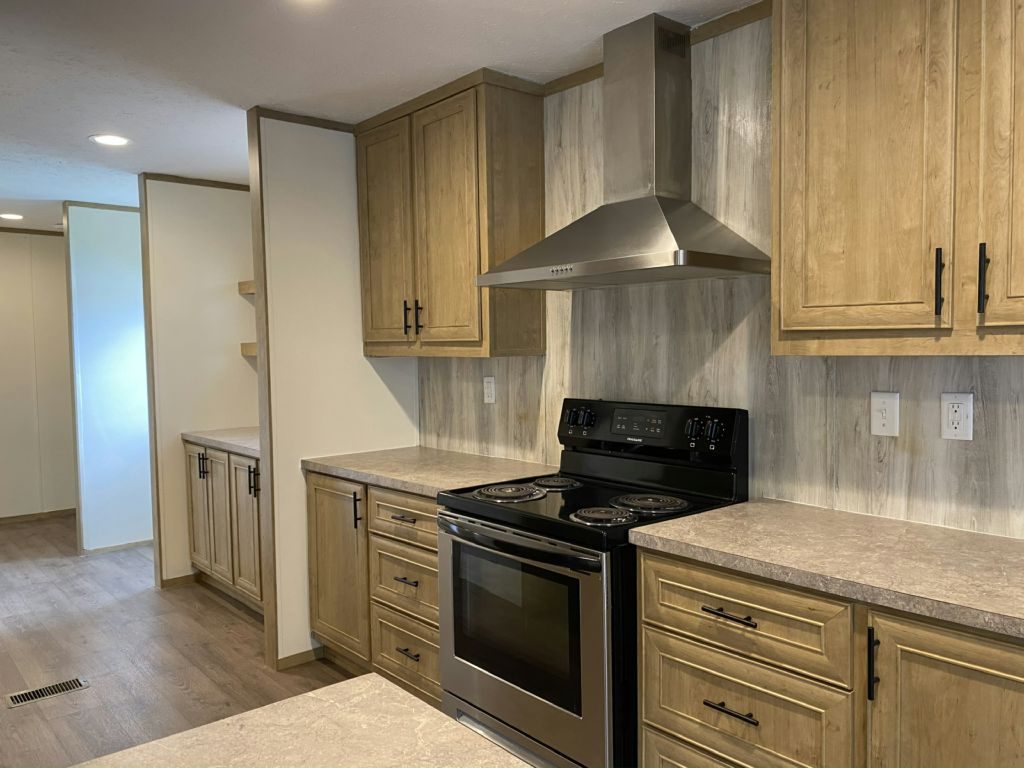 7333 Pine Forest Rd #180, Pensacola, FL 32526