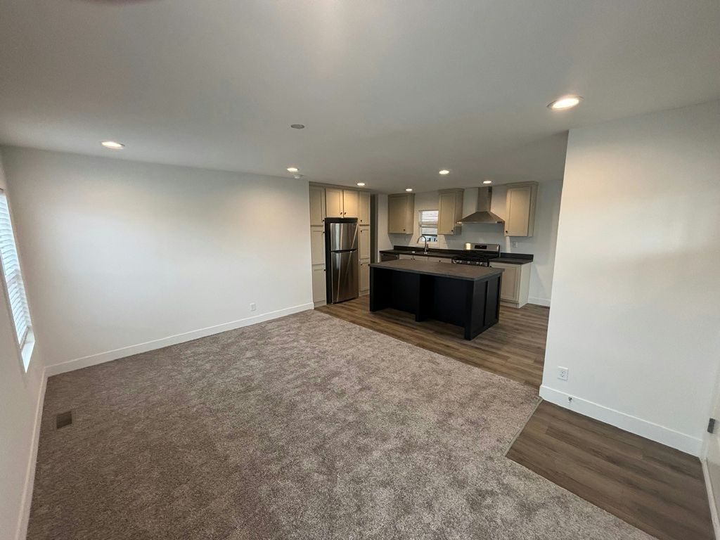 725 W. Thornton Avenue, #31 Hemet, CA 92543