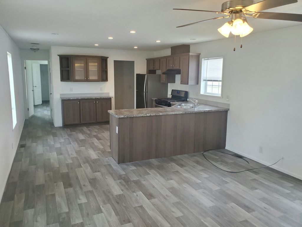 2525 County Line Rd., #85 Des Moines, IA 50321