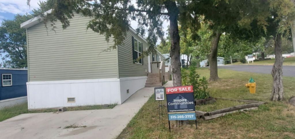 2525 County Line Rd., #2 Des Moines, IA 50321