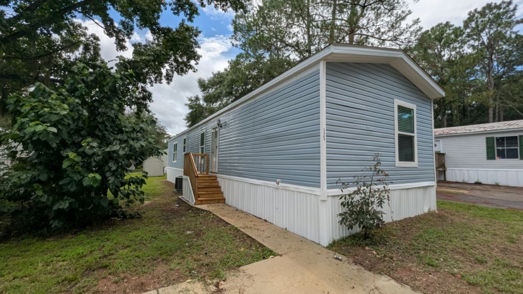1630 Balkin Rd #125, Tallahassee, FL 32305