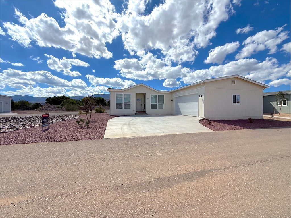 1052 Nelson Place Cottonwood, AZ 86326