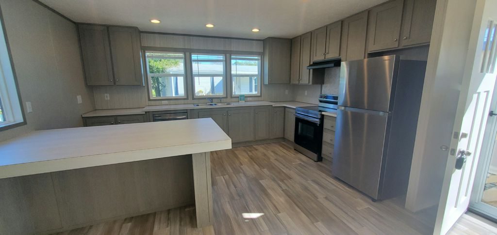 241 Palm Drive Tampa, FL 33613