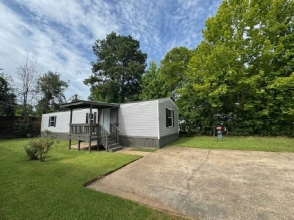 4522 W. Loop 281, #32 Longview, TX 75604