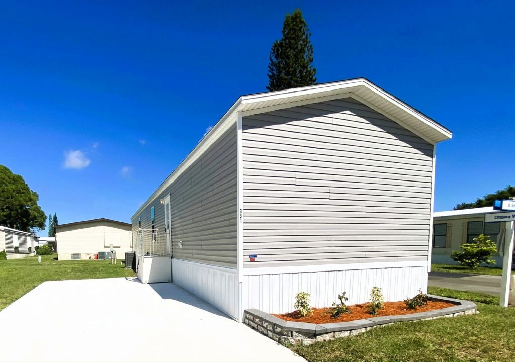 331 S. Erie Drive Fort Pierce, FL 34946