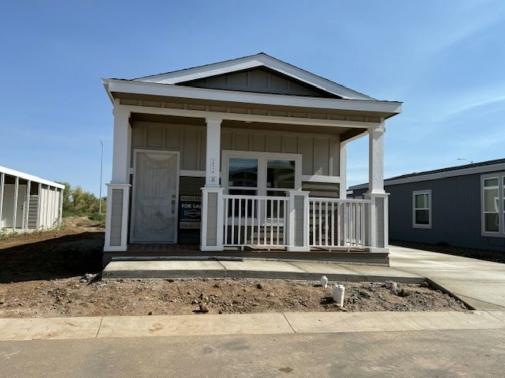 12122 E MCQUEEN DR Dewey, AZ 86327