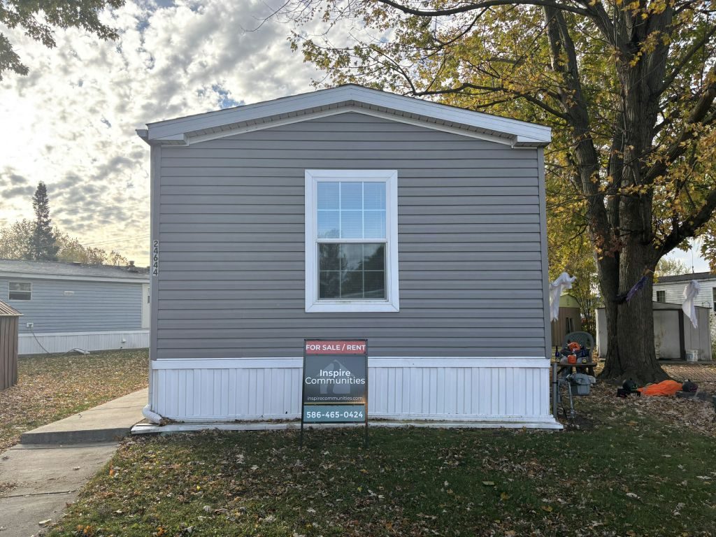 24644 Bellwood Harrison Township, MI 48045