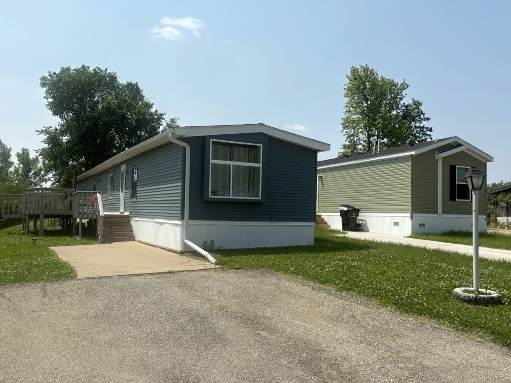 2525 County Line Rd., #364 Des Moines, IA 50321