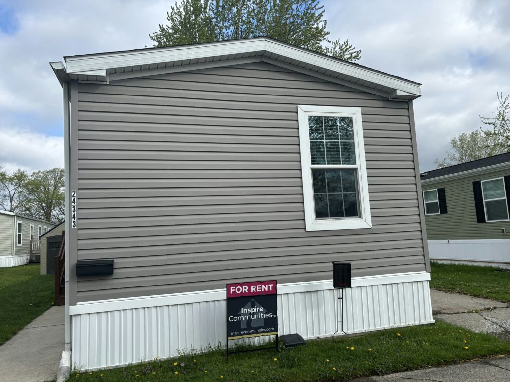 24343 Waycross Harrison Township, MI 48045