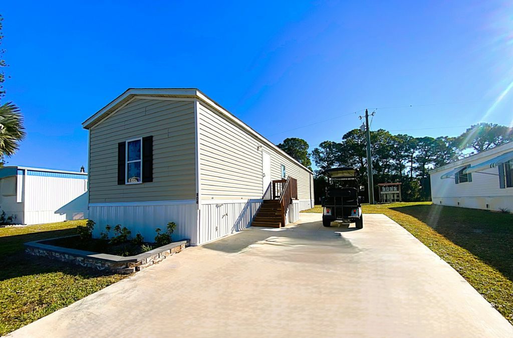 404 E. Erie Drive Fort Pierce, FL 34946