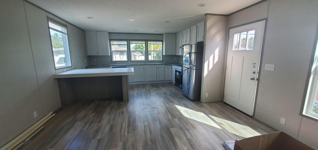 198 Sun Terrace Tampa, FL 33613