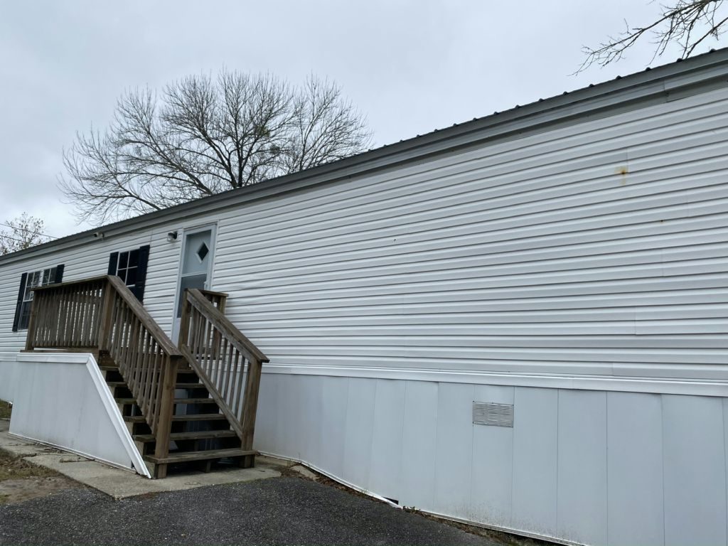 7333 Pine Forest Rd #95 Pensacola, FL 32526