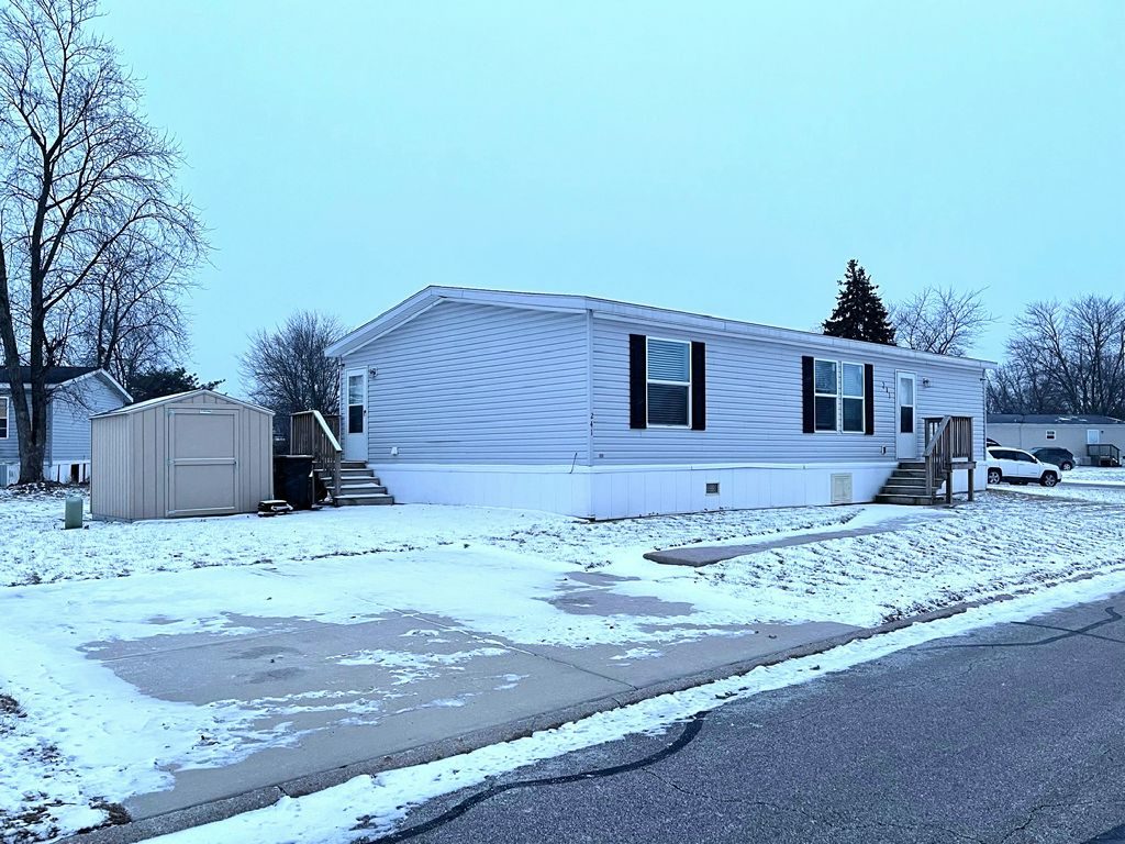 241 Duke Drive Lynwood, IL 60411