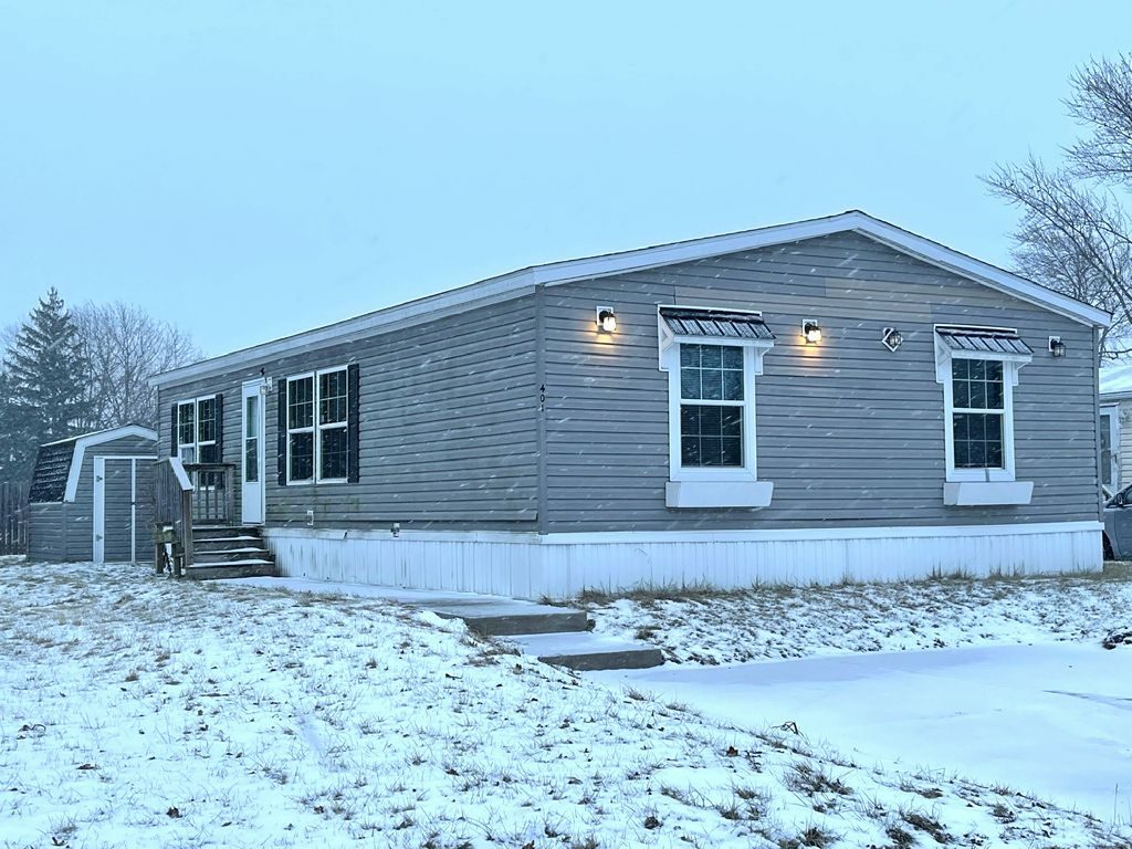 401 Daren Drive Lynwood, IL 60411