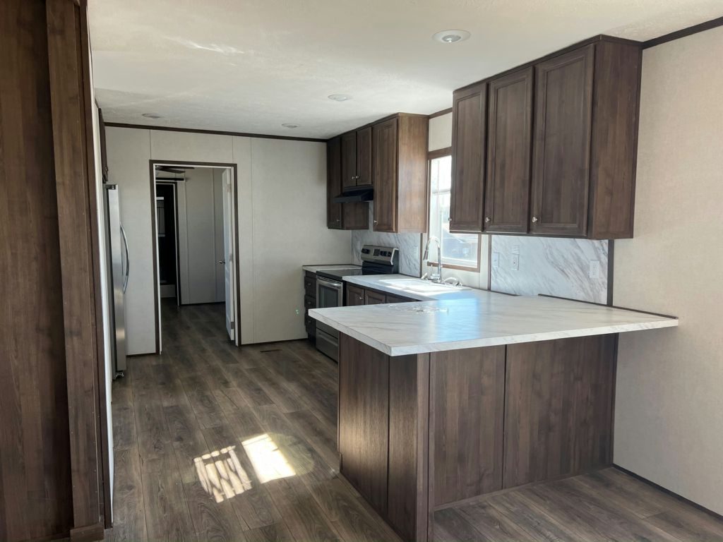 10420 US HWY 31, #92, Tanner, AL 35671