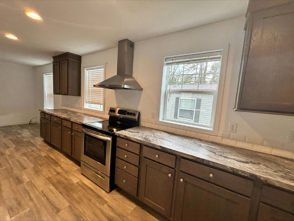 3731 S. Glenstone Ave., #152 Springfield, MO 65804