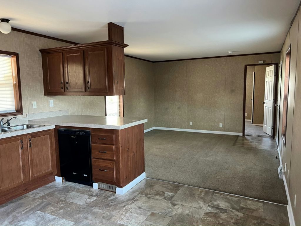 820 South Chinowth Road, #102, Visalia, CA 93277