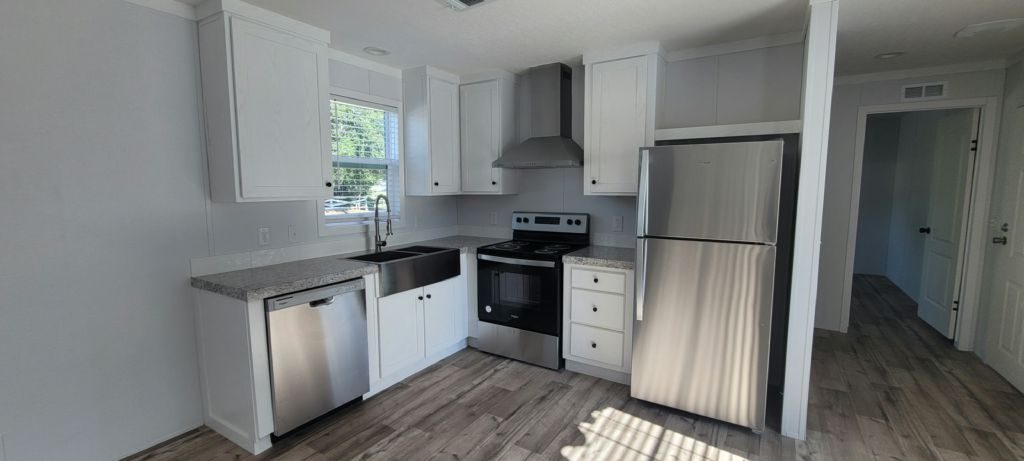 201 Fish Haven Road Unit 64A Auburndale, FL 33823