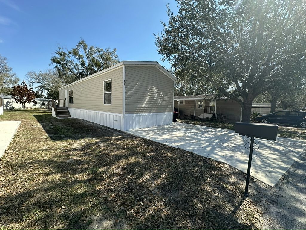 626 Laura Lane Unit 41A Auburndale, FL 33823