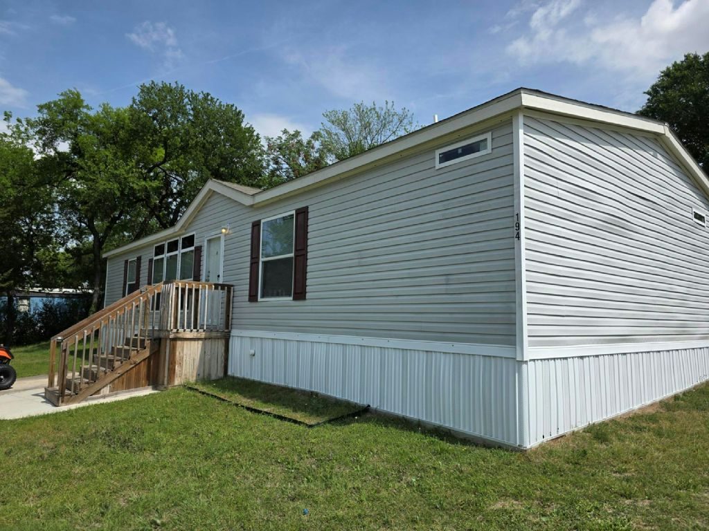 1704 MLK Jr. Blvd., #194 Killeen, TX 76543