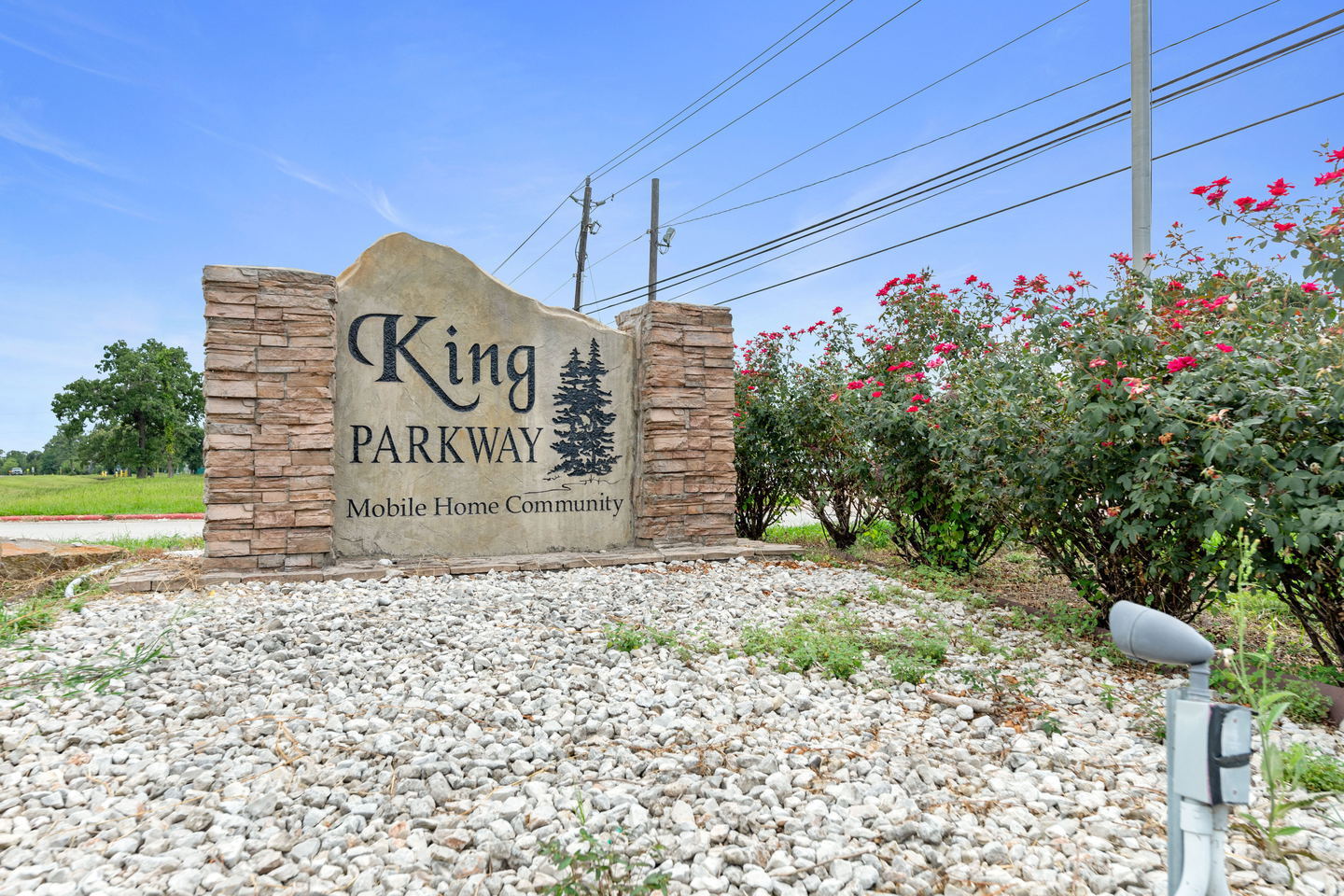 King Parkway Mh and RV Park RV park in Houston, TX (photo 2)