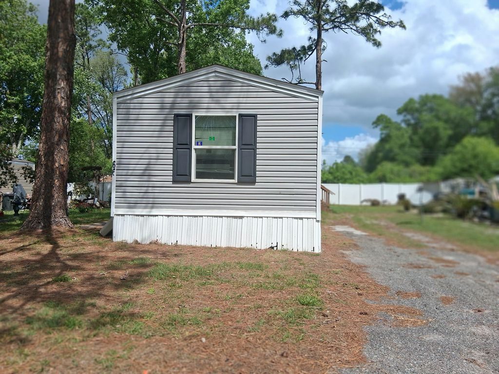 10201 W Beaver St #66 Jacksonville, FL 32220