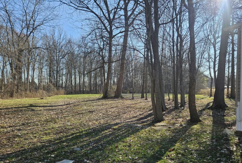16031 Beech Daly, #13 Taylor, MI 48180
