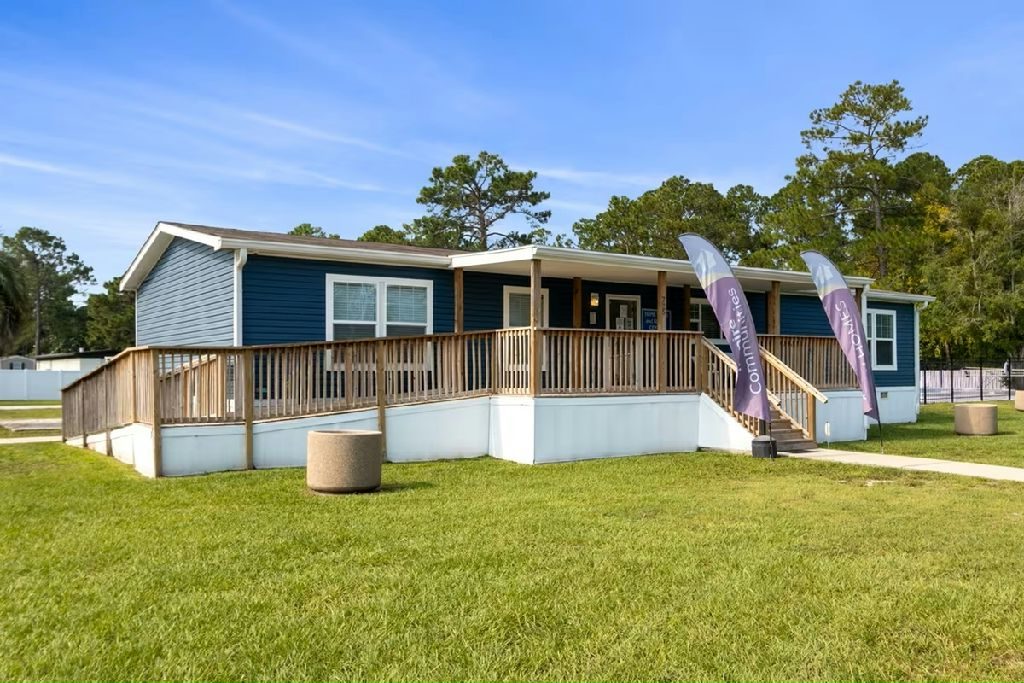 10201 W Beaver St #20 Jacksonville, FL 32220
